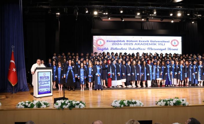 BEUN Sağlık Bilimleri Fakültesi’nde mezuniyet coşkusu