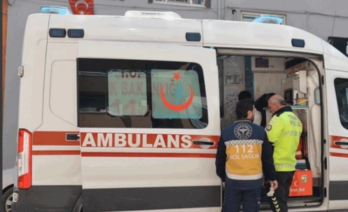 Bilecik’te 2 otomobilin çarpışması sonucu meydana gelen trafik kazasında 2 kişi yaralandı