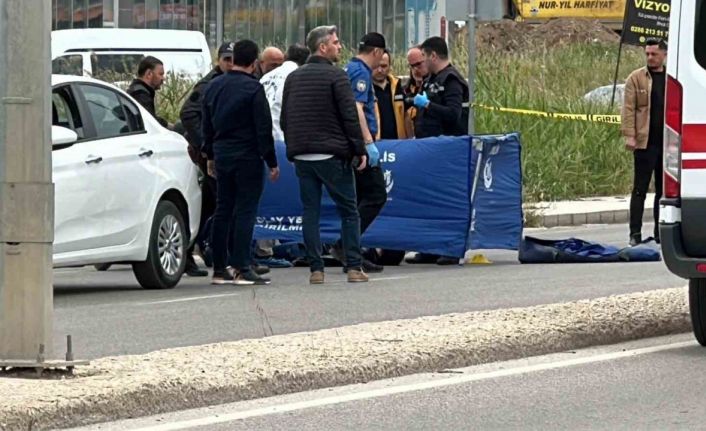 Boşanma aşamasındaki eşini sokak ortasında öldüren şahıs tutuklandı
