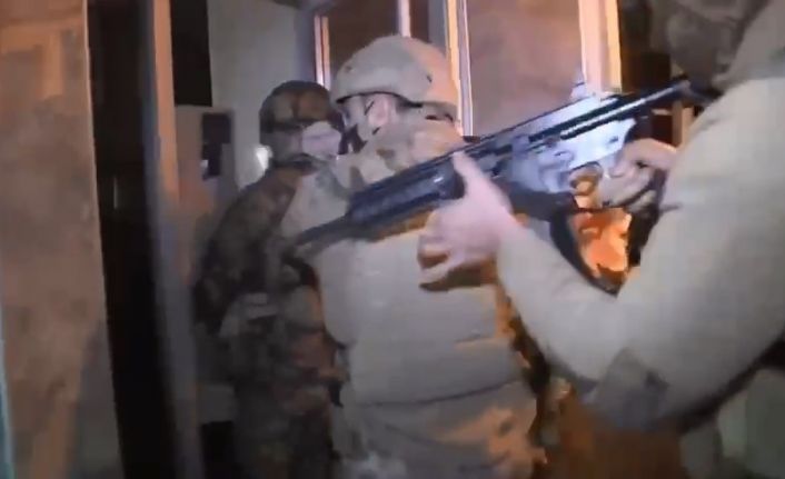 Bursa merkezli 25 ilde eş zamanlı dolandırıcılık operasyonu: 18 kişi tutuklandı