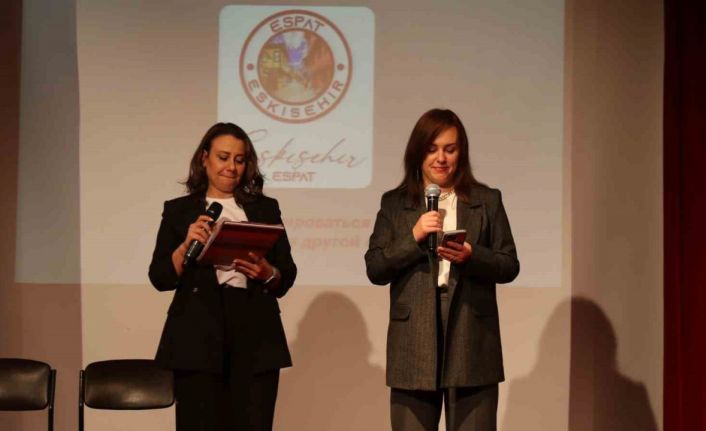 Büyük bir bölümü Rus ve Ukraynalı olan vatandaşlar tanışma etkinliğinde buluştu