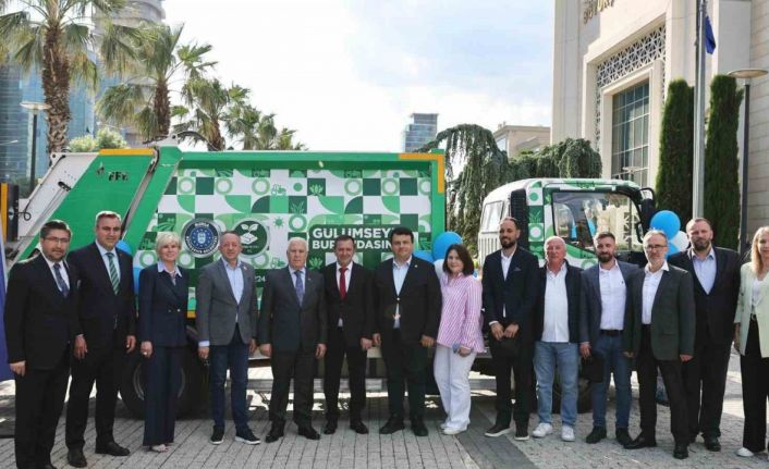 Büyükşehir’den Studeniçani Belediyesi’ne çöp kamyonu desteği