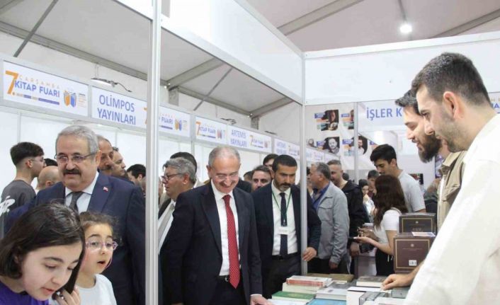 Çarşamba 7. Kitap Fuarı açıldı