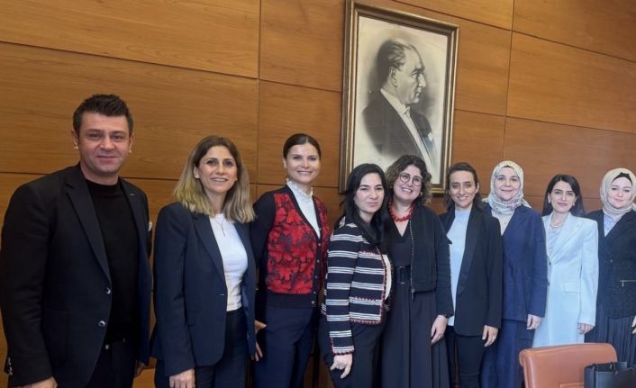 Çelik: "Üniversitelerin bilgi birikimi sanayideki yenilikçi dönüşüm için paha biçilmez bir kaynaktır"