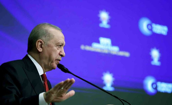 Cumhurbaşkanı Erdoğan: "Yeni anayasayı evrensel ölçüleri yansıtan eksiksiz bir hürriyetler listesi olarak aziz milletimizin ve demokrasimizin envanterine katmakta kararlıyız"