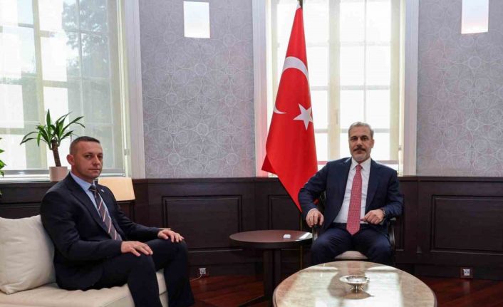 Dışişleri Bakanı Fidan, Sırp milletvekili Şkriyel’i kabul etti