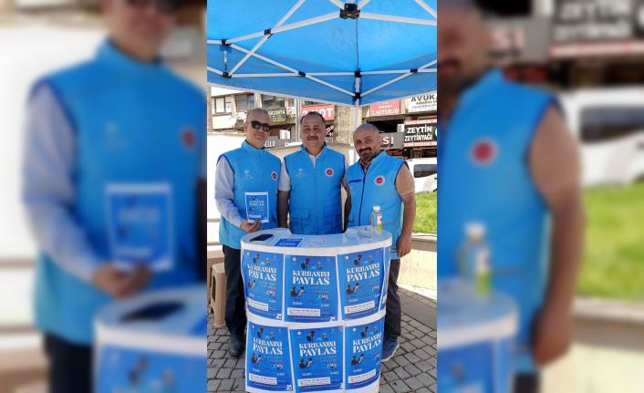 Diyanet Vakfı, Edremit’te kurban bağış standı açtı