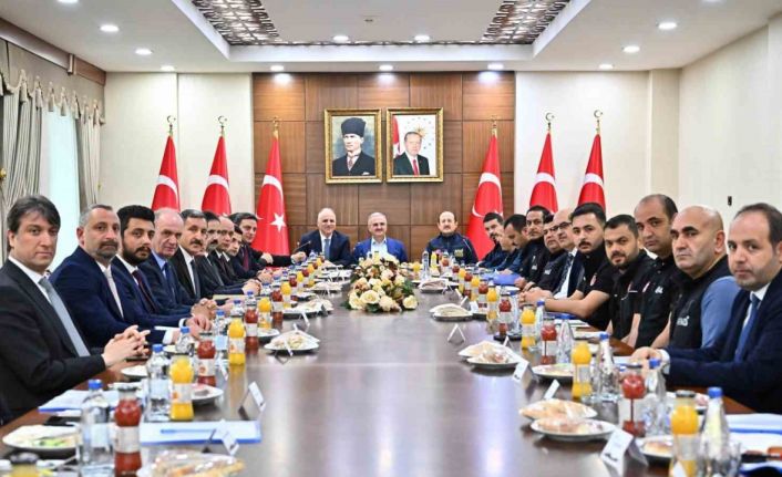 Diyarbakır’da deprem sonrası iyileştirme çalışmaları tüm yönleriyle değerlendirildi