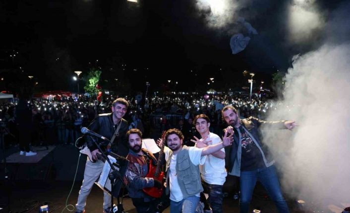 DÜFest 2025’te coşku, 3. günde de zirvede