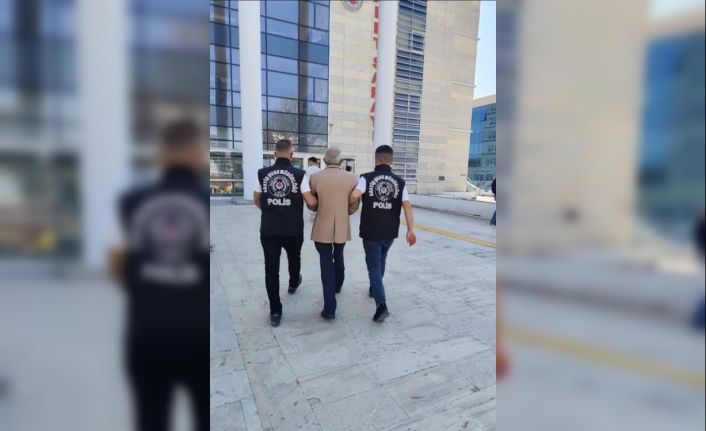 (Düzeltme) Birden fazla kişiyi aynı sebeple öldürme suçundan 94 yıl kesinleşmiş hapis cezası olan şahıs yakalandı