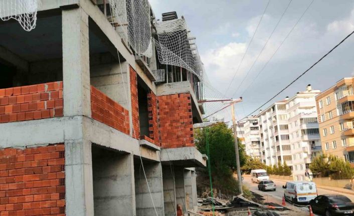 Elektrik akımına kapılan işçi hayatını kaybetti