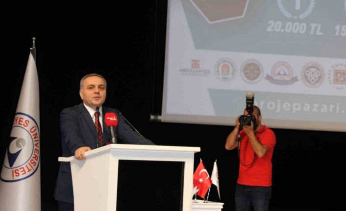 ERÜ Rektörü Prof. Dr. Altun: "Bir üniversitenin Ar-Ge süreçlerinden Ür-Ge süreçlerine geçmesi şehrin ekonomisinin gelişmesine büyük katkı sağlar"