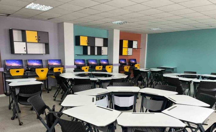 Eskişehir’de 45 okulda BT Laboratuvarları ve Yenilikçi Sınıflar yenileniyor