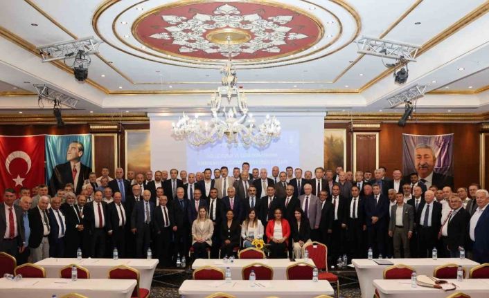 Esnafın sorunları İzmir’de masaya yatırıldı