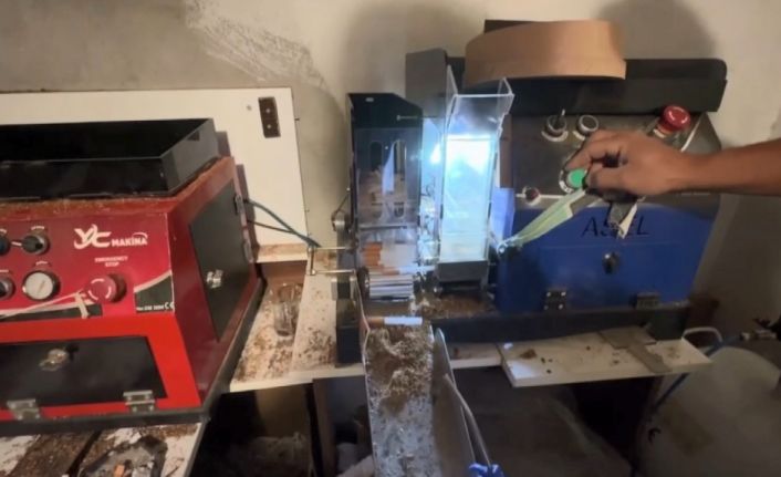 Evi kaçak sigara üretim merkezi yapmışlar: 2 gözaltı