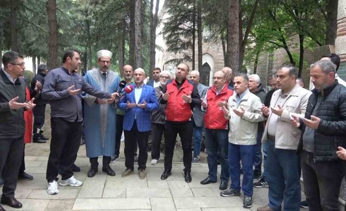 Fatih Sultan Mehmed’in annesi Hüma Hatun Anneler Günü’nde dualarla anıldı