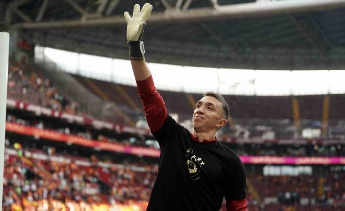 Fernando Muslera, Galatasaray ile son maçına çıktı