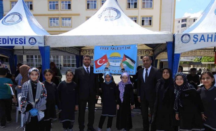 Gaziantep’te Gazze yararına hayır çarşısı kuruldu
