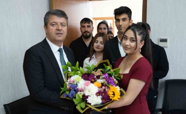 Gençlik meclisinden başkan Tutdere’ye 19 Mayıs ziyareti