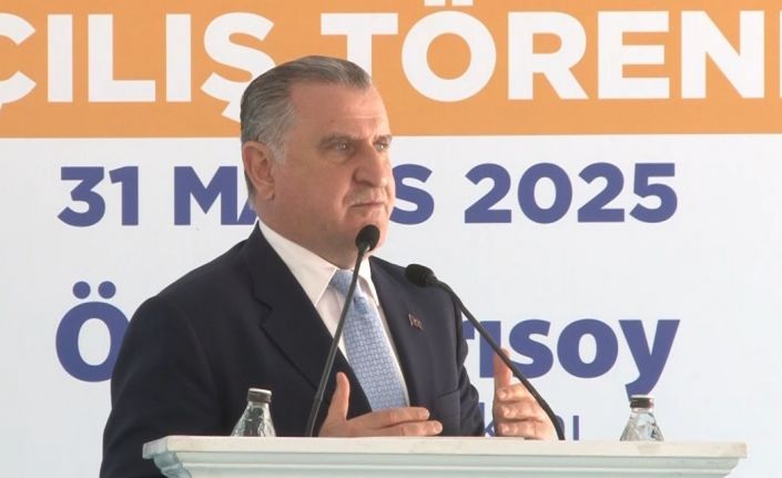 Gençlik ve Spor Bakanı Osman Aşkın Bak: