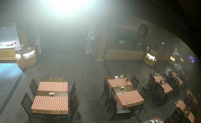 Grill cihazı alev aldı, otel kül oldu: İlk görüntüler ortaya çıktı