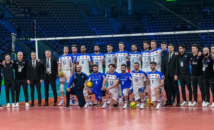 Halkbank, yarı finalde kaybetti