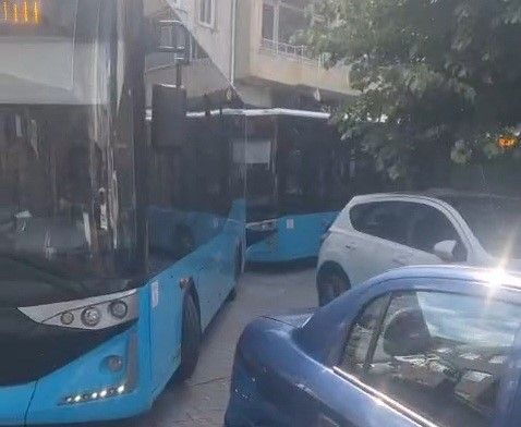 Hatalı park trafik çilesine neden oldu