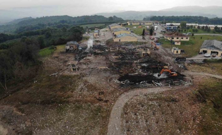 Havai fişek fabrikasındaki patlamayla ilgili davada sanıklar yeniden hakim karşısında