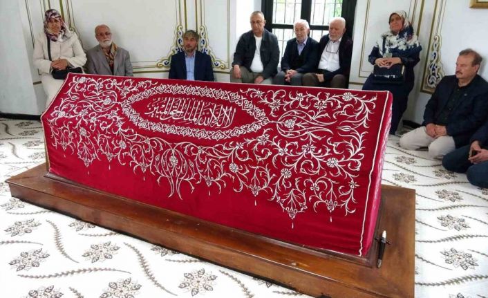 Hayme Ana, Anneler Günü’nde kabri başında anıldı