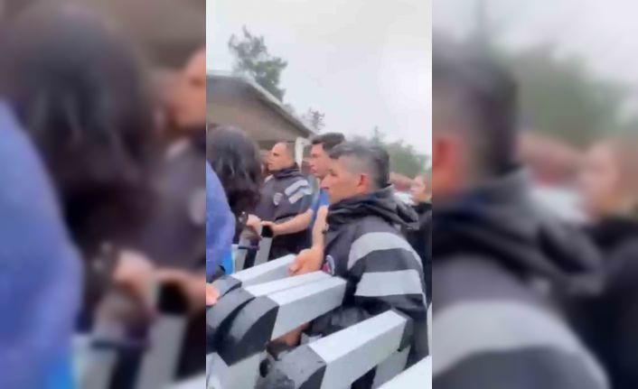 Hayvan barınağında gergin anlar