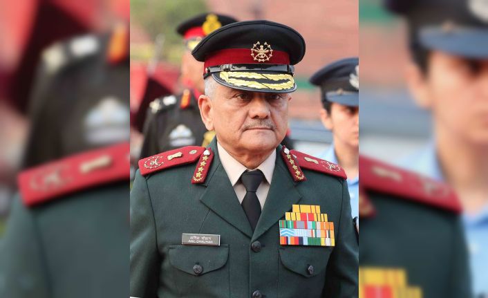 Hindistan, Pakistan’ın Hint uçaklarını düşürdüğünü ilk kez doğruladı