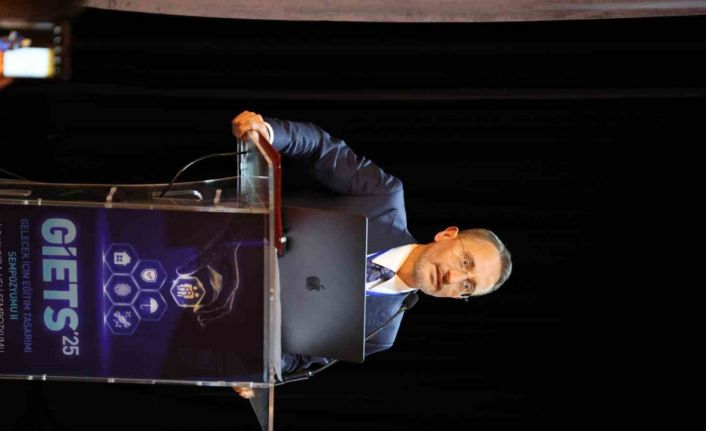 İletişim Başkanı Altun: "Günümüzde dijital medya ve sosyal medya mecraları, dezenformasyonu katbekat artıran bir gelişme"