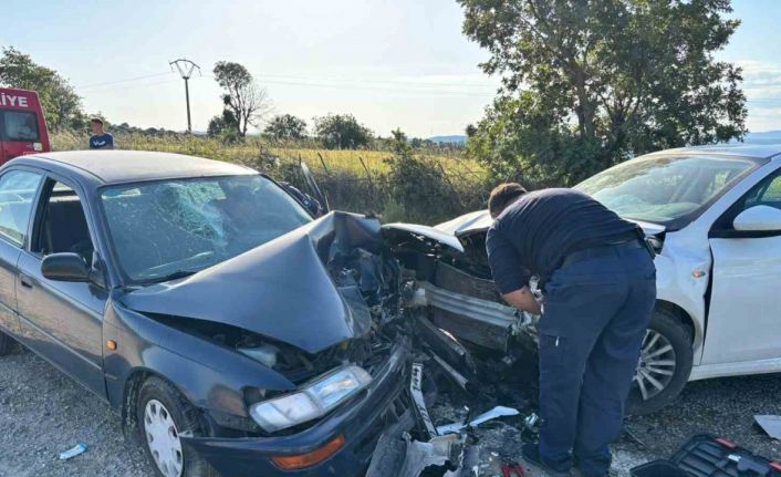 İvrindi’de trafik kazası: 5 yaralı
