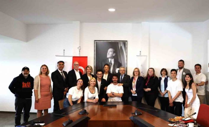 İzmir Ekonomi Üniversitesi ve Türkiye Yelken Federasyonu’ndan örnek iş birliği