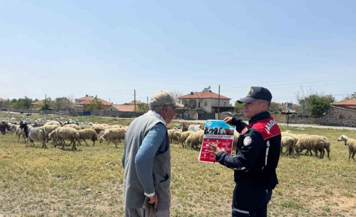 Jandarma Kurban Bayramı öncesi üretici ve vatandaşı bilgilendiriyor