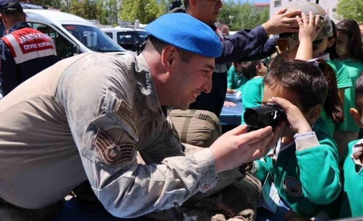 Jandarmadan tanıtım ve bilgilendirme atağı
