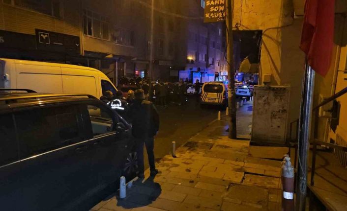 Kağıthane’de eğlence mekanına el bombası atıldı: 7 yaralı