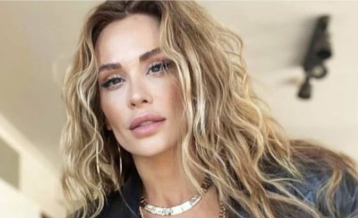 Kansere yenik düşen şarkıcı Şimal, Kuşadası’nda son yolculuğuna uğurlandı