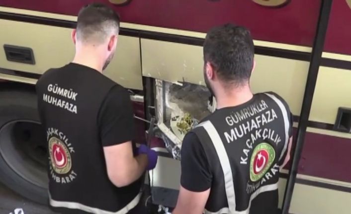 Kapıkule Sınır Kapısı’nda bir otobüste 87 kilo 752 gram uyuşturucu ele geçirildi