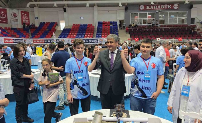 Karabük’te 200 öğrenci 65 projeyle yeteneklerini sergiledi