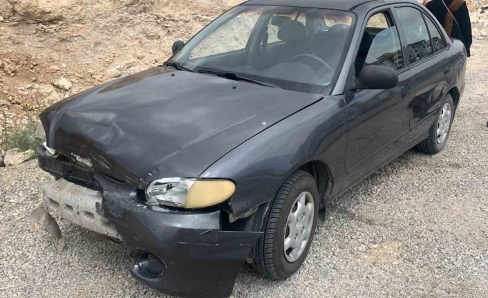 Karaman’da otomobille çarpışan motosikletin sürücüsü yaralandı