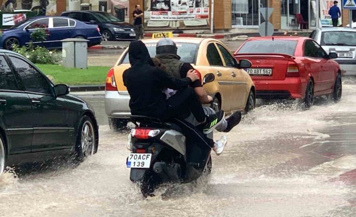 Karaman’da sağanak yağış etkili oldu