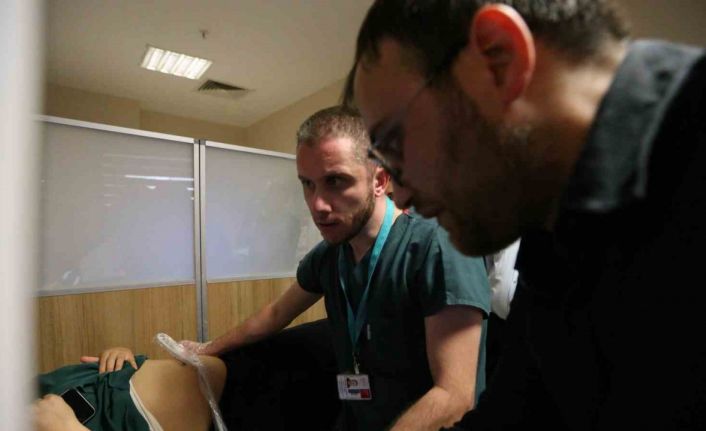 Kars’ta anne ve babalar bebeklerinin gülüşünü doğmadan görebilecek