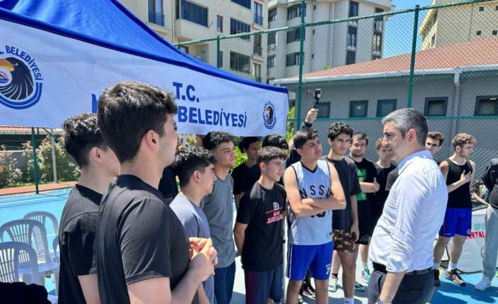 Kartal’da 19 Mayıs coşkusu: Gençler sporla buluştu