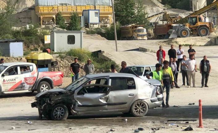 Kastamonu’da iki otomobil çarpıştı: 2 yaralı