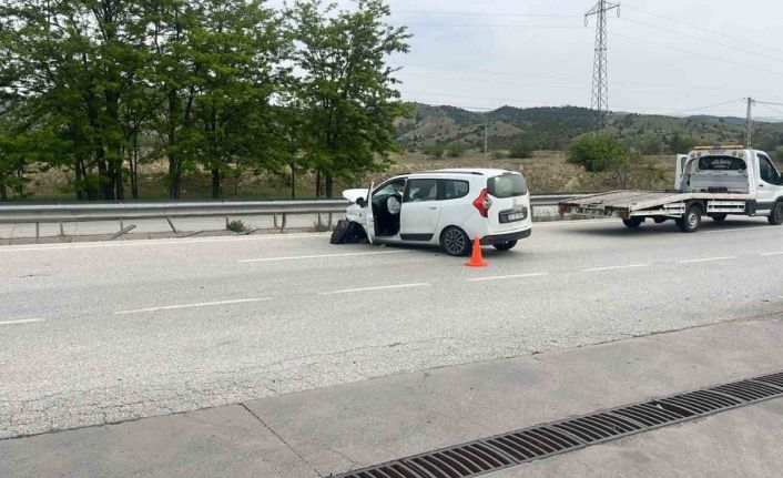 Kastamonu’da otomobil ile tır çarpıştı