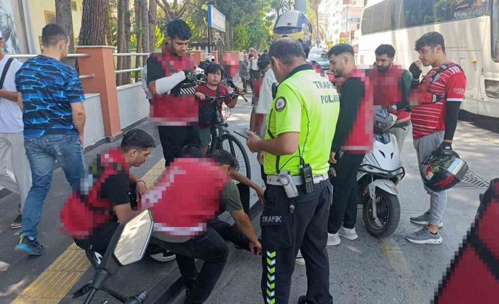 Kaza yapan kurye için arkadaşları seferber oldu