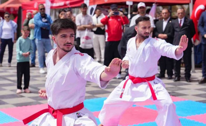 Keçiören’de 19 Mayıs coşkusu