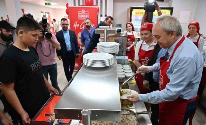 Kepez’de Öğrenci Kent Lokantası hizmete girdi