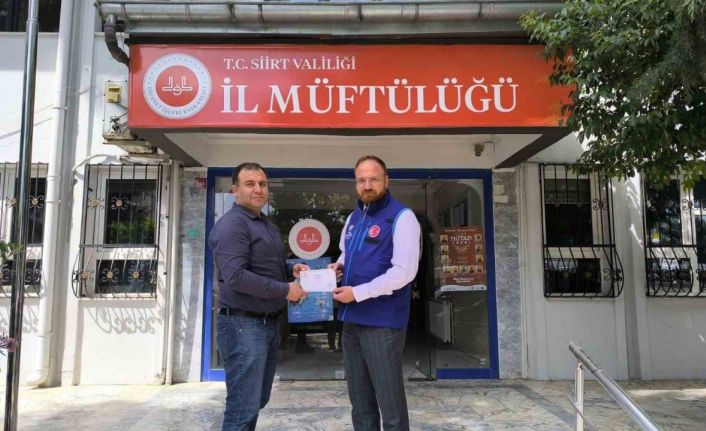 Kitap gelirini Filistin’e bağışladı